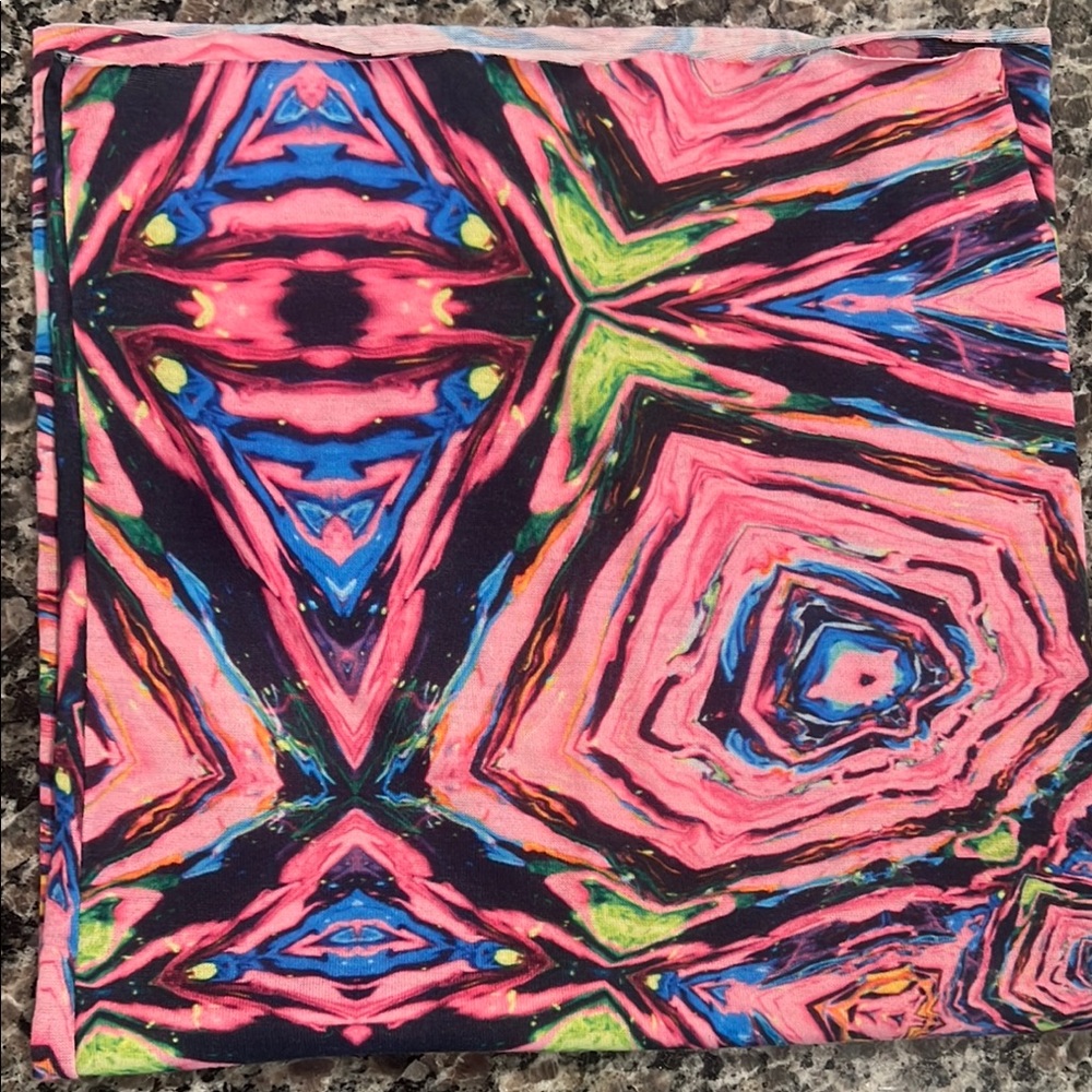 iHeartRaves Multicolor Geometric Face Mask